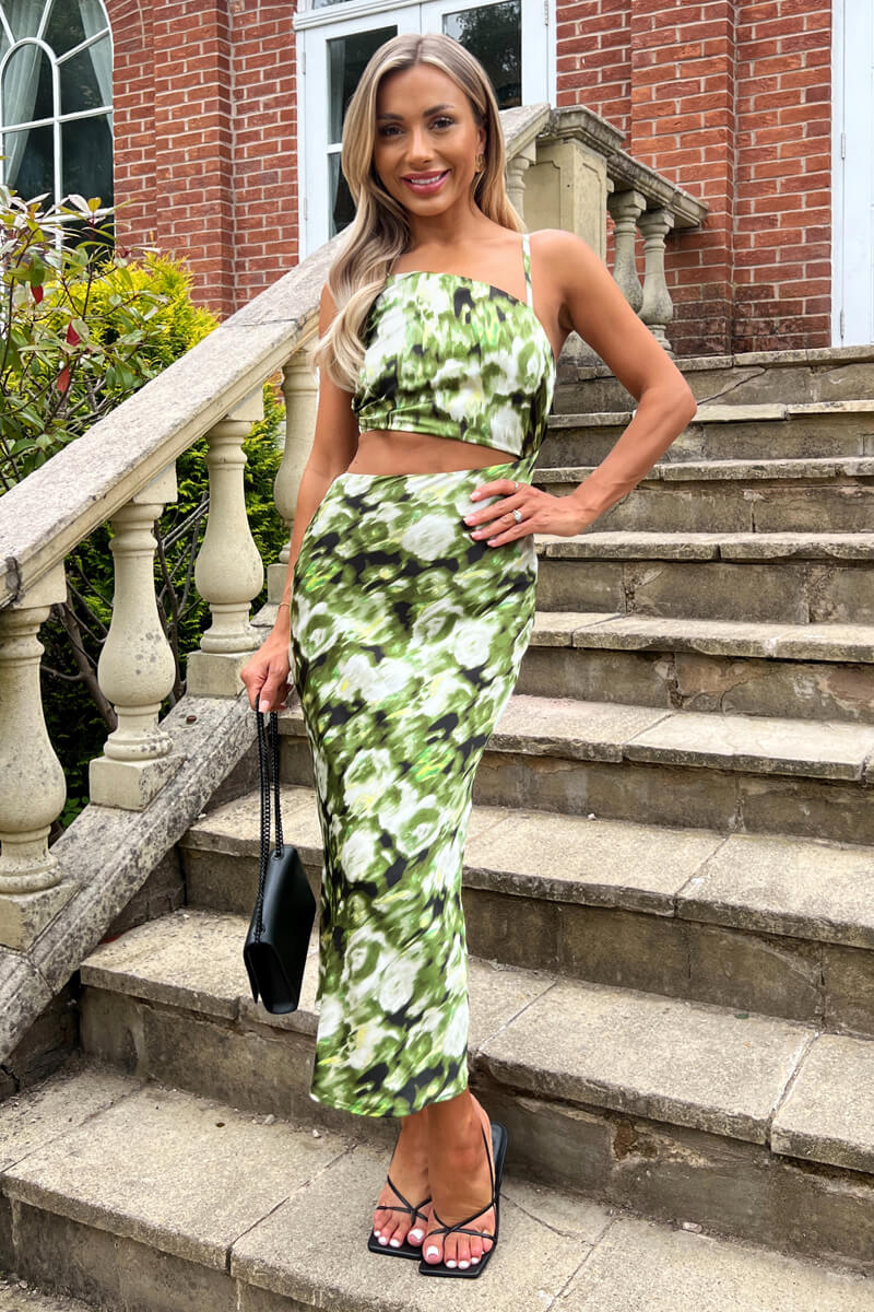 princess polly baby blue dress Green Printed Asymmetric Cut Out Midi Dress – AX Paris