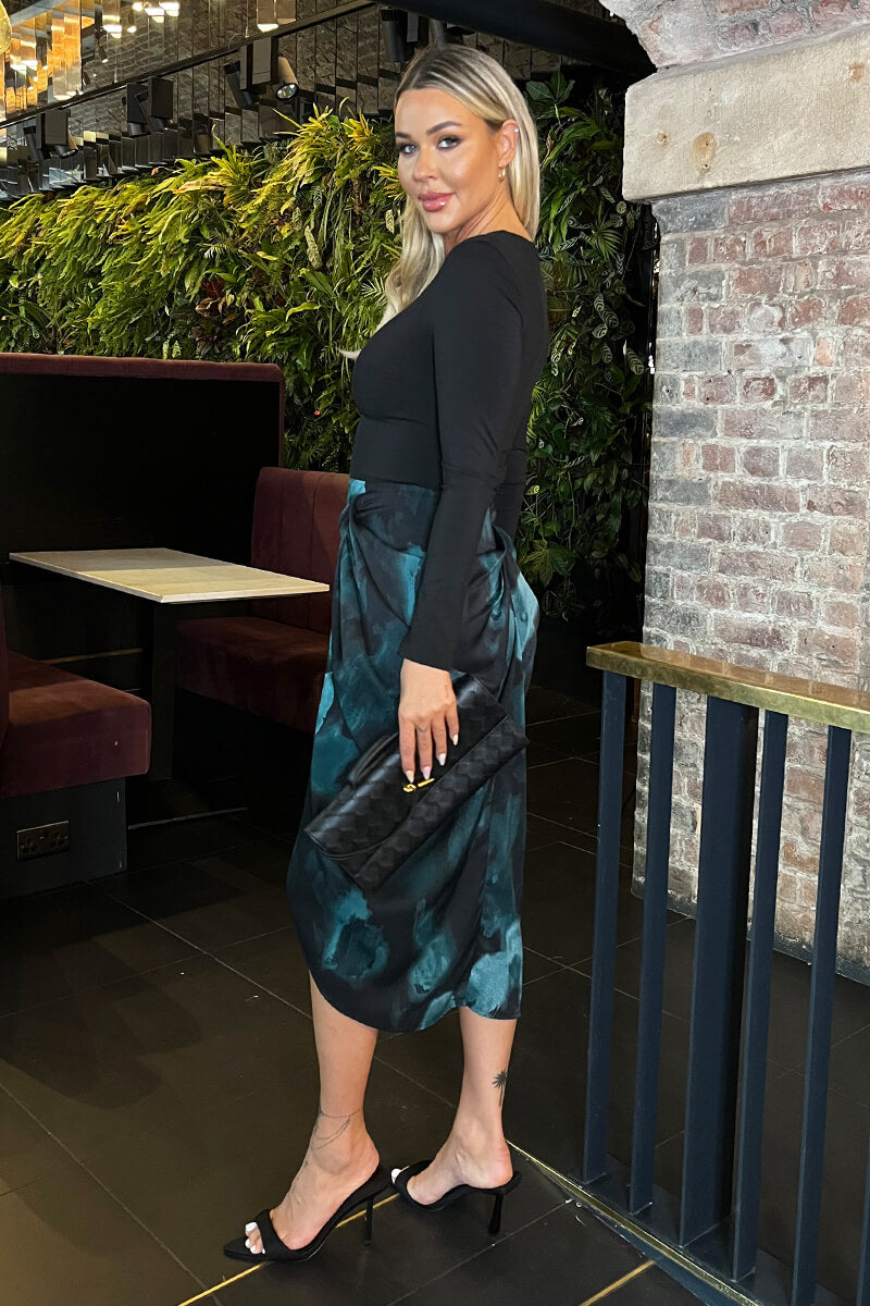 1752224790_Teal-And-Black-Smudge-Print-2-in-1-Gathered-Skirt-Midi-Dress-4.jpg