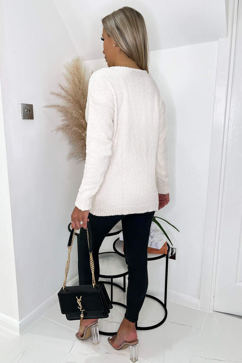 Cream Super Soft Knit Round Neck Long Sleeve Knitted Jumper
