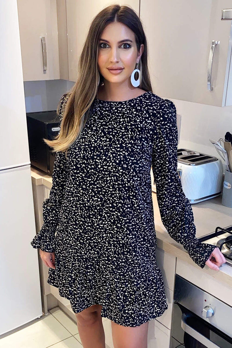 Black Printed Long Sleeve Shift Dress AX Paris Black Printed Long Sleeve Shift Dress AX Paris