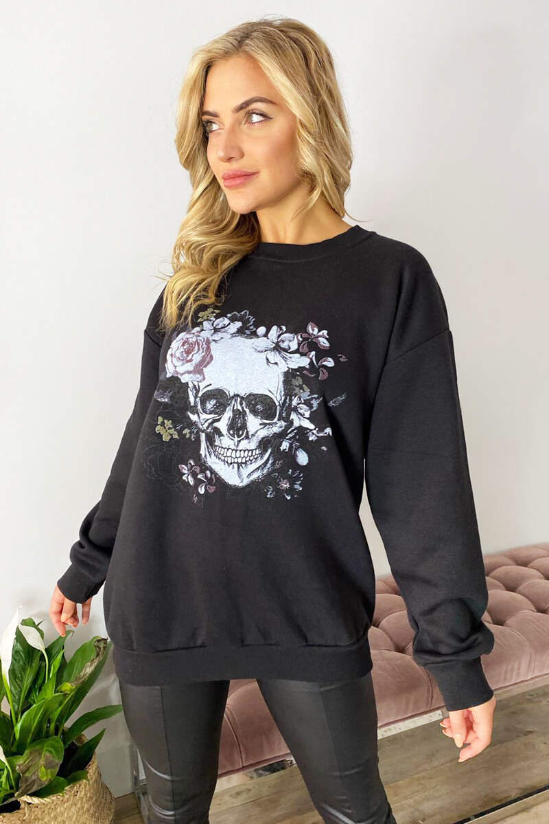 Black Skull Print Sweatshirt