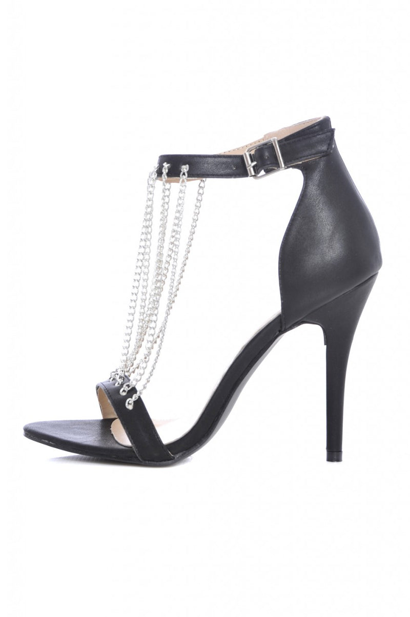 Multi Chain Front Single Strap Shoe