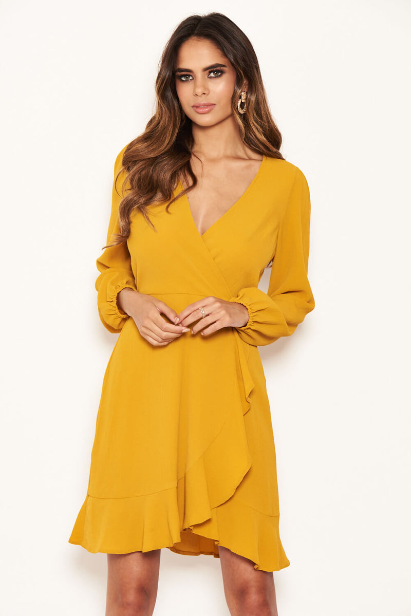 fitted lace wedding dress Mustard Yellow Belted Long Sleeve Maxi Dress Large-38 fitted lace wedding dress Mustard Yellow Belted Long Sleeve Maxi Dress Large-38