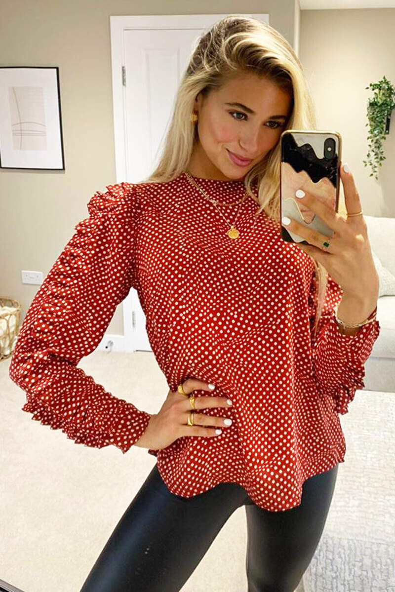 Polka dot ruffle sleeve top top